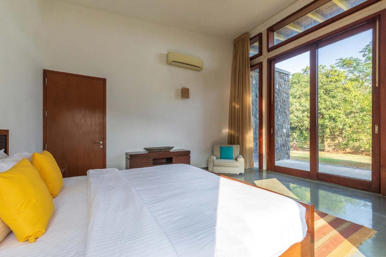 Jay House By Stayvista - Leisure Oasis With Pool, Snooker, Table Tennis & Foosball Fun Alībāg Dış mekan fotoğraf