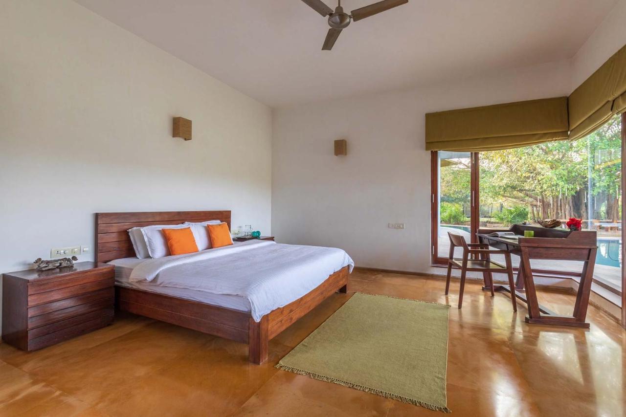 Jay House By Stayvista - Leisure Oasis With Pool, Snooker, Table Tennis & Foosball Fun Alībāg Dış mekan fotoğraf